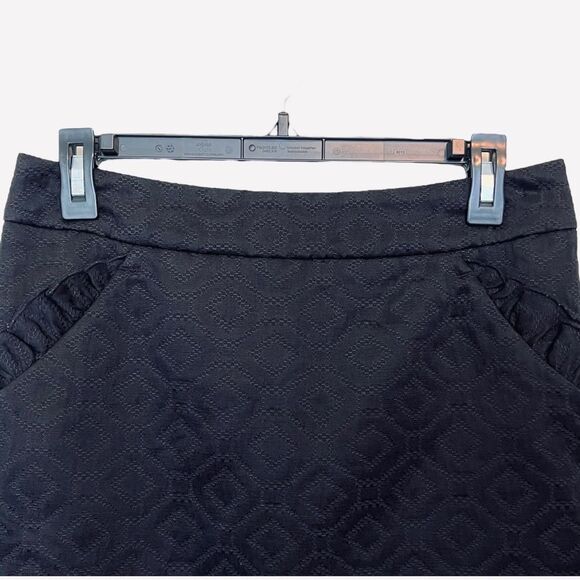 Ann Taylor LOFT Black Pencil Skirt with Ruffled Front Pockets Size 4 - Picture 2 of 9